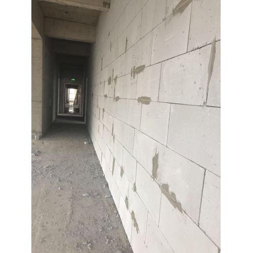 加气块轻质砖砌墙